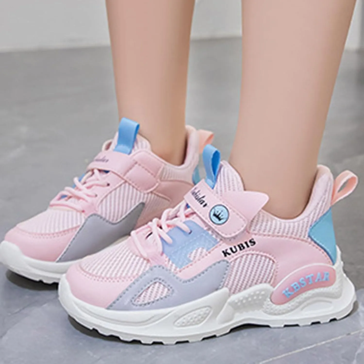 2025 Girls Casual Shoes Comfortable Soft Sole Sport Sneakers Breathable Mesh Non-Slip Walking Footwear Summer Cute Kids Loafer Shoe Indoor/Outdoo Fashion Lace Up Run Vacation Slippers