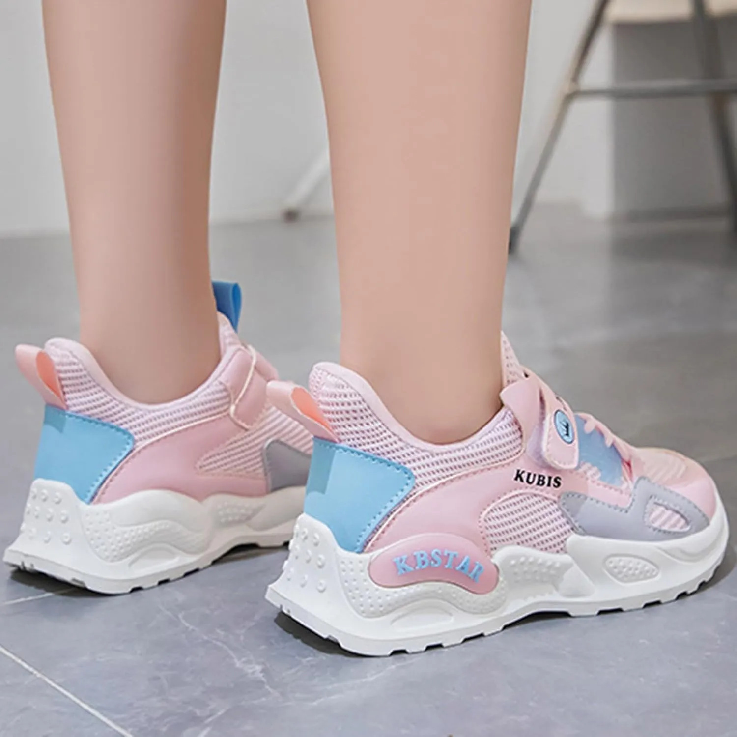 2025 Girls Casual Shoes Comfortable Soft Sole Sport Sneakers Breathable Mesh Non-Slip Walking Footwear Summer Cute Kids Loafer Shoe Indoor/Outdoo Fashion Lace Up Run Vacation Slippers