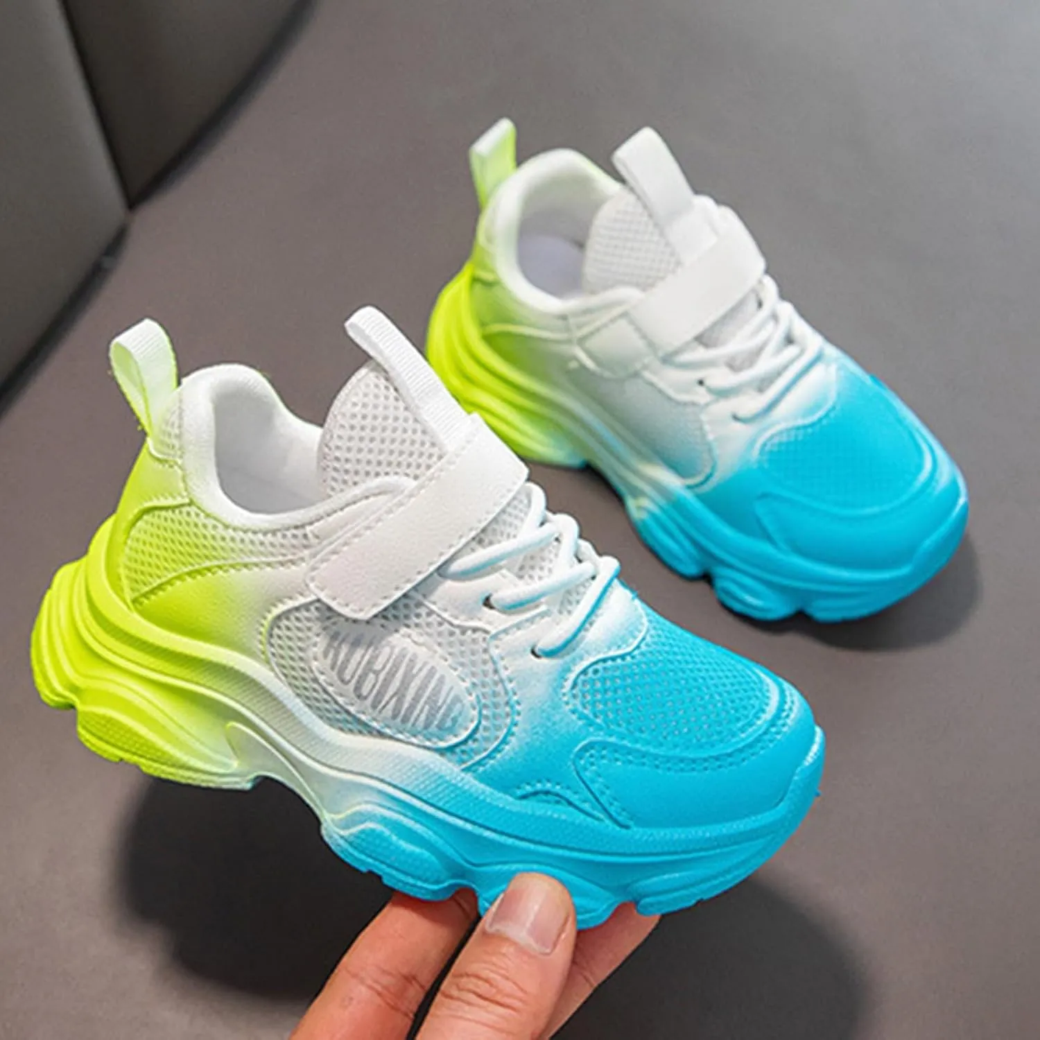 2025 Girls Casual Shoes Comfortable Soft Sole Sport Sneakers Breathable Mesh Non-Slip Walking Footwear Summer Cute Kids Loafer Shoe Indoor/Outdoo Fashion Lace Up Run Vacation Slippers