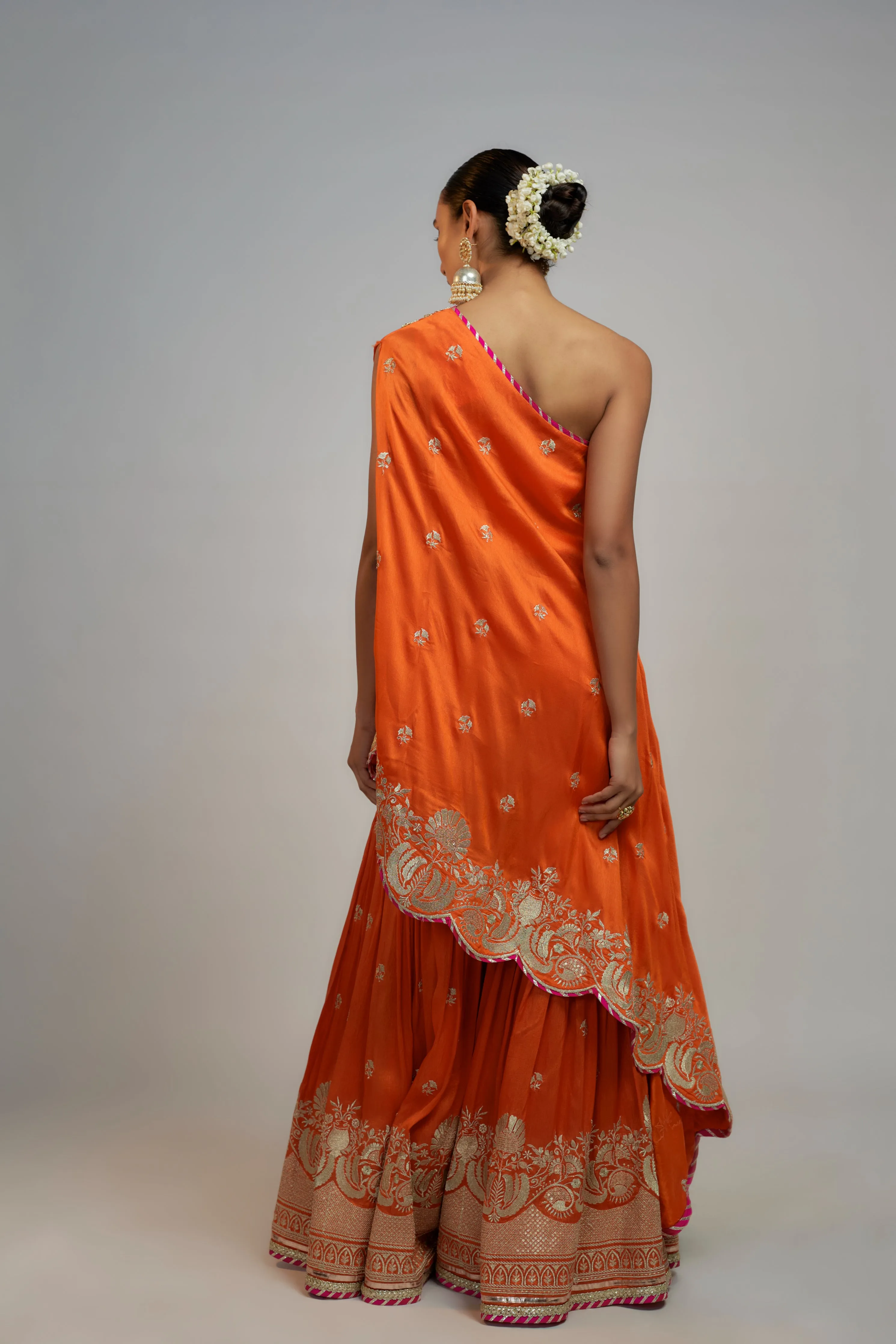Aashna Sharara Set