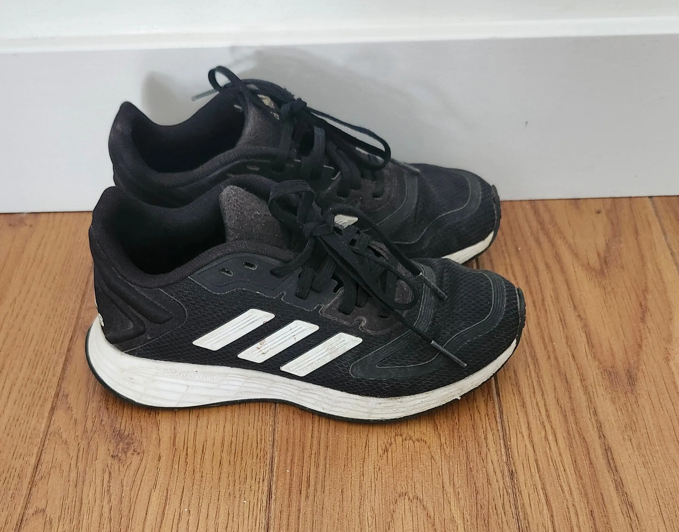 Adidas Black and White Runners, Shoes 13 (Kids:4-8yr)