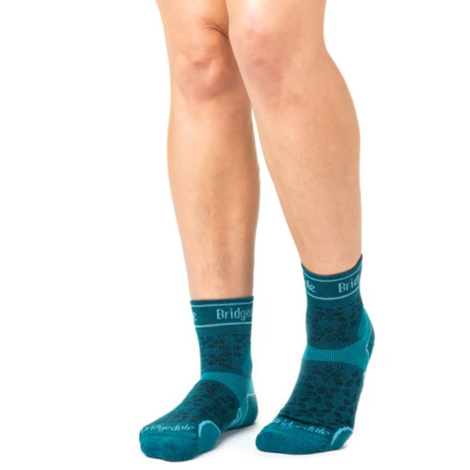 Bridgedale Womens Trail Run Lightweight T2 Merino Sport 3/4 Crew Socks - Damson - S
