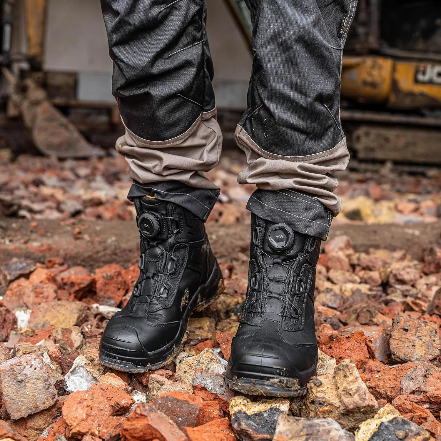 DEWALT Richardson Men's BOA Fit System, Nubuck Leather, Water Resistant, Wide Fit, Steel Toe, Safety Work Boot