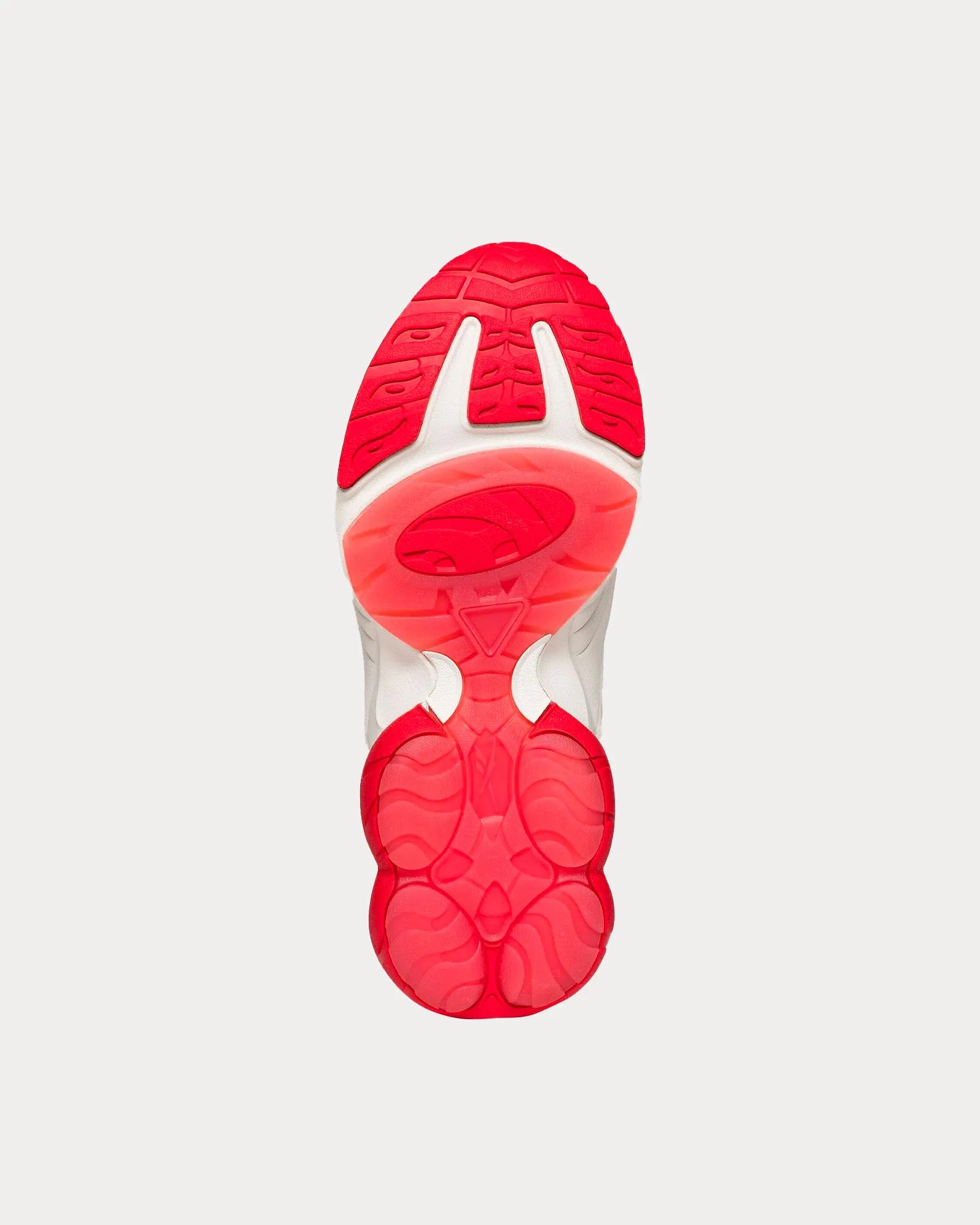 DMX Run 6 Modern White / Red Low Top Sneakers