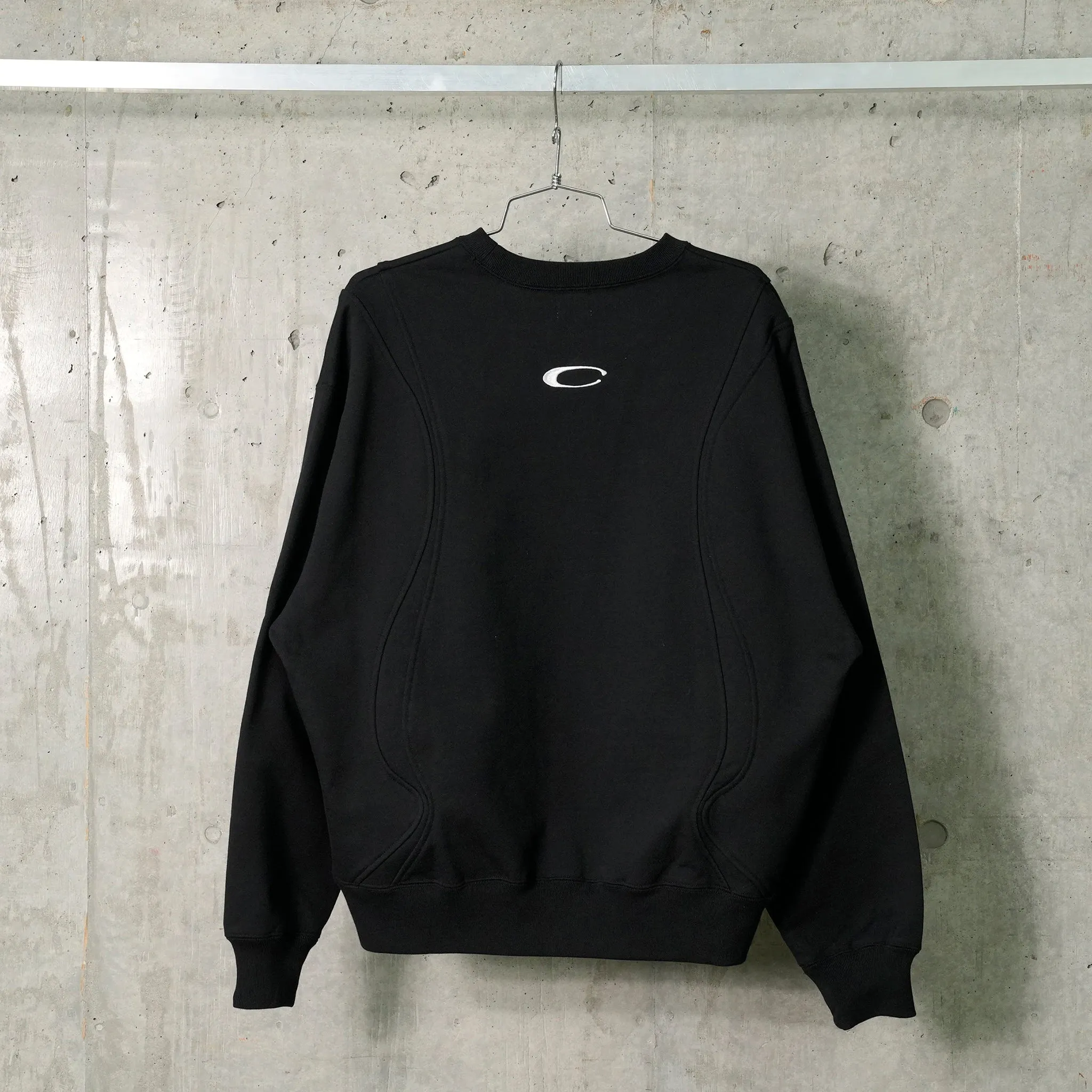 EMBROIDERE LOGO SWITCHING COTTON SWEATSHIRT / BLACK