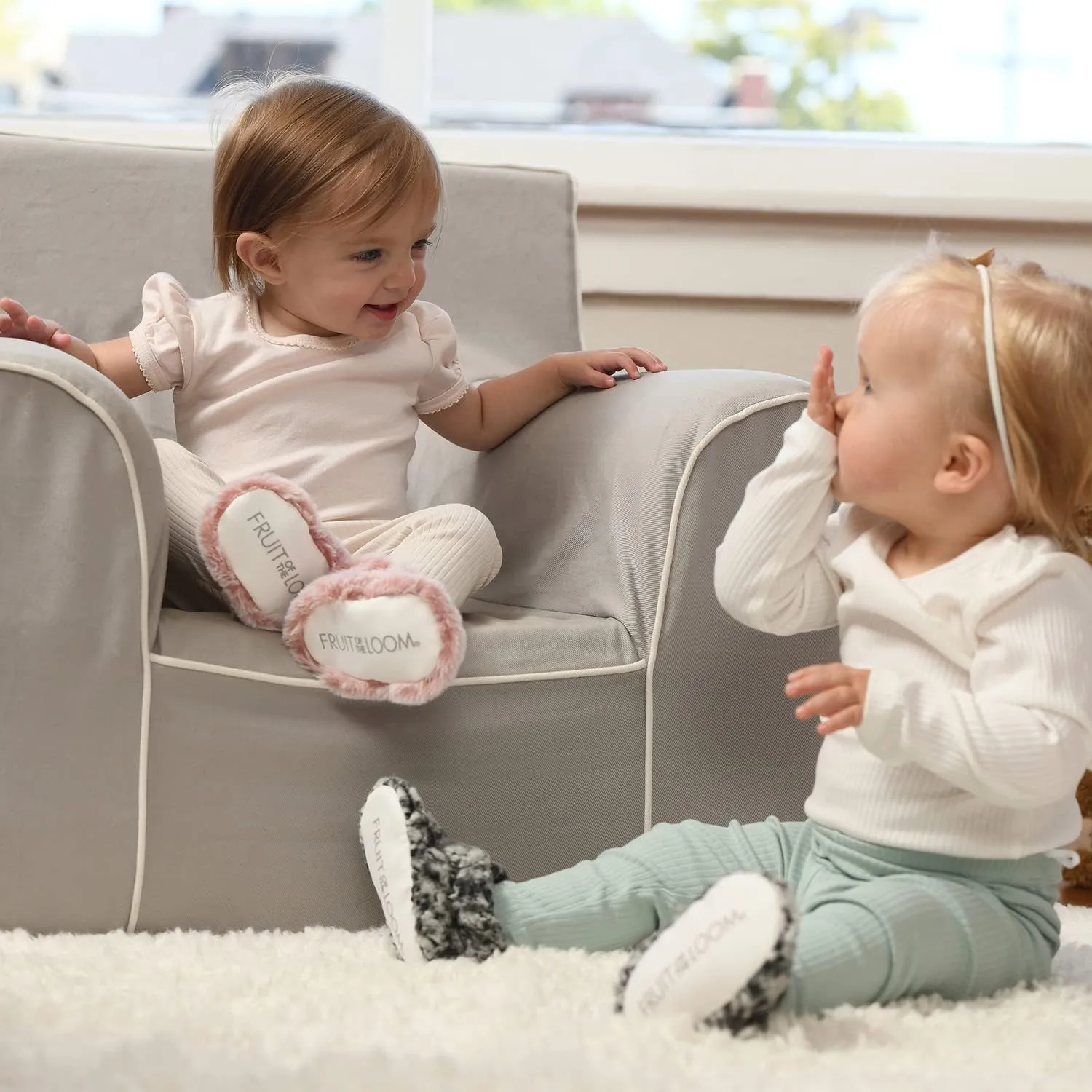 Fruit of the Loom Cozy Thermal Wrap Booties with Non-Skids for Baby Girls, Boys, Unisex