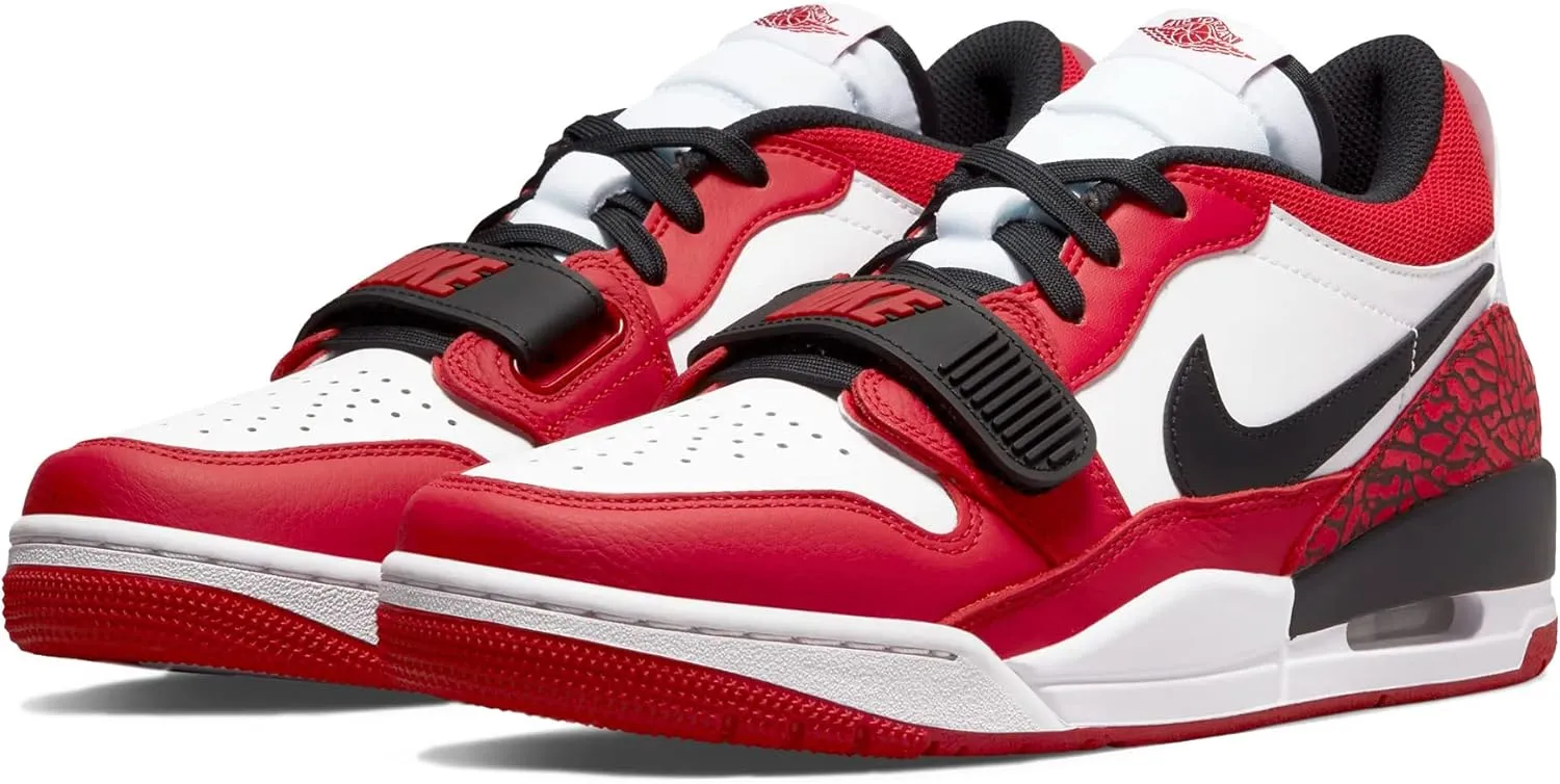 Nike Men's Basketball Shoe