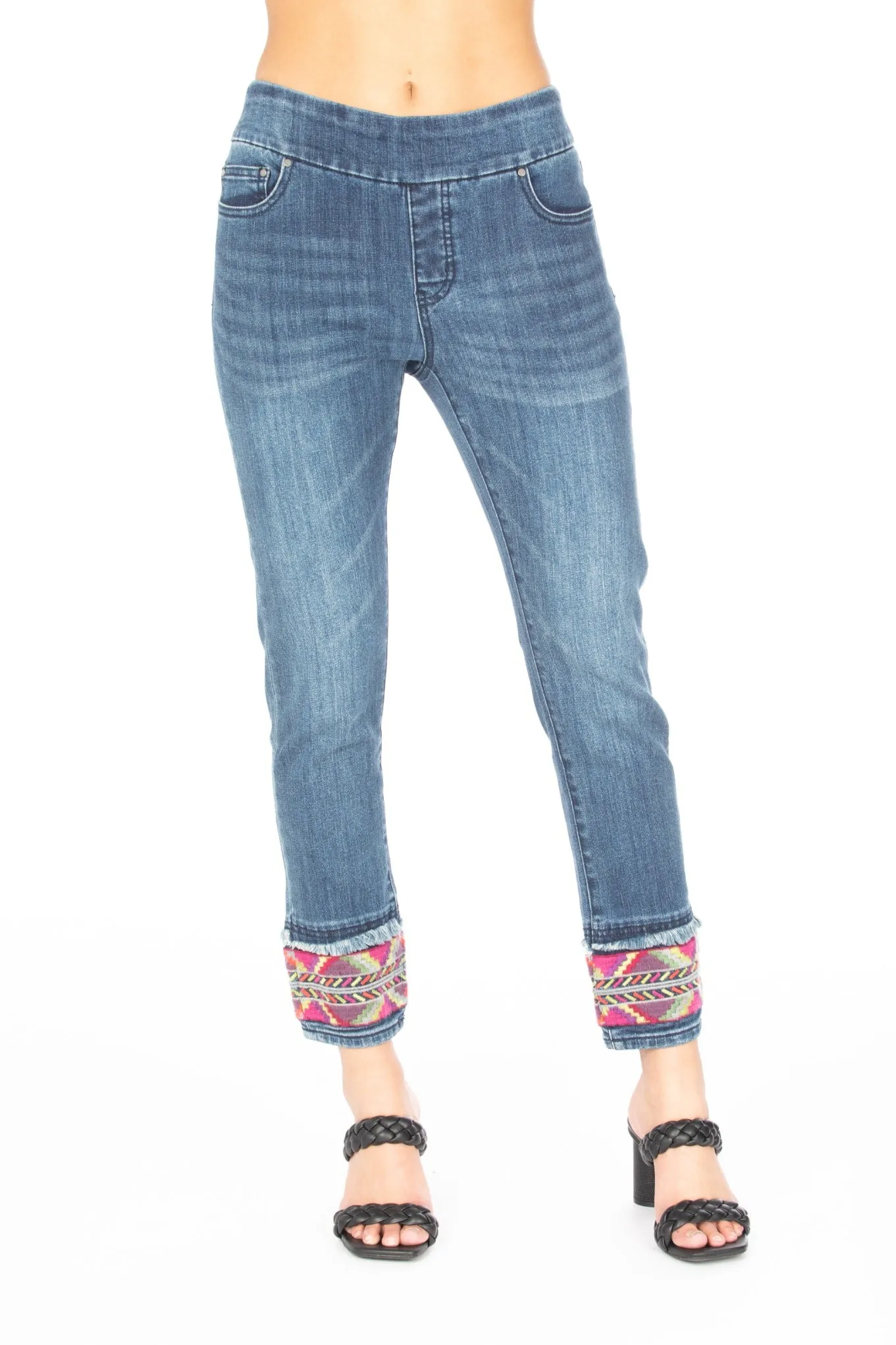 Skinny Ankle Pull Over With Mordern Retro Embroidery