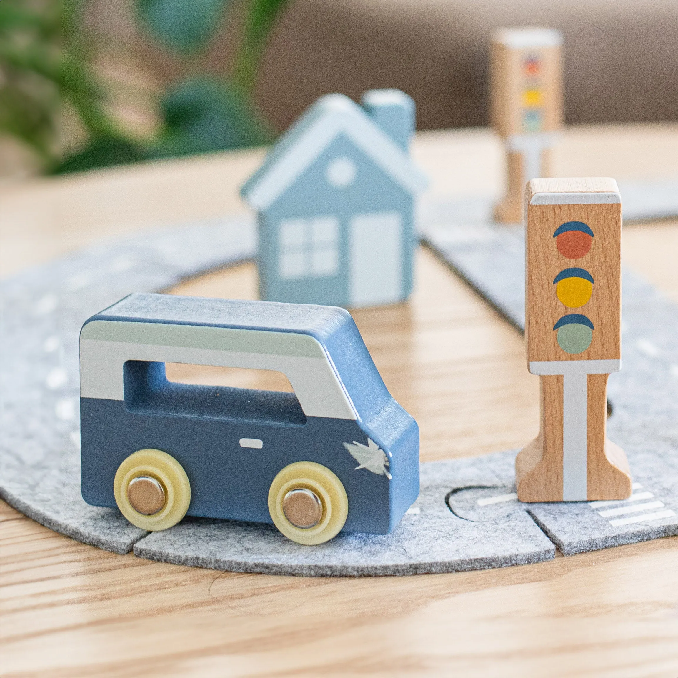 Speedy Monkey - Car Track Puzzle - 2 Vehicles Included