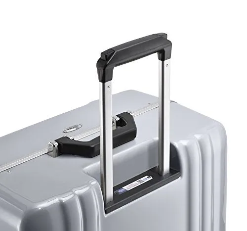 Zero Halliburton Classic Polycarbonate 2.0 19" Carry On 4-Wheel Spinner in Black